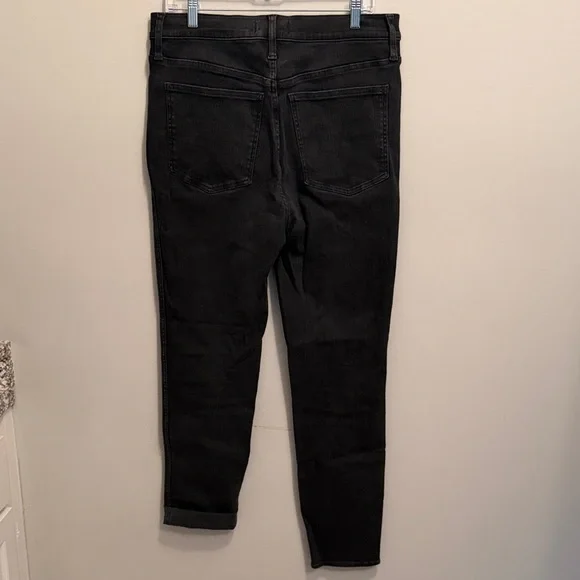 Madewell Stovepipe High-Rise Straight Leg Jeans in Washed Black. Size 31T. - Picture 11 of 11